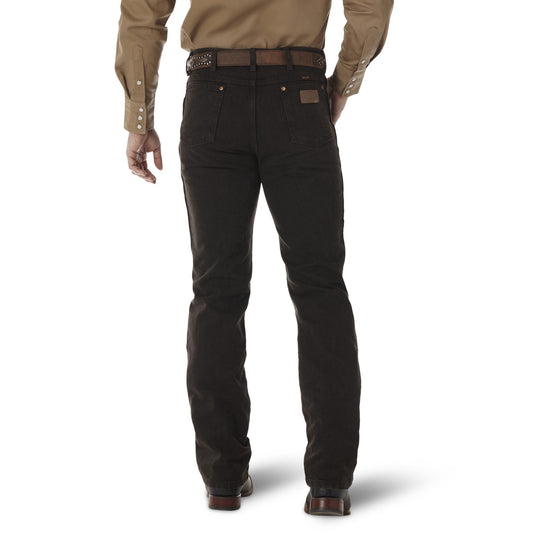 Vaqueros de corte slim en color chocolate negro con corte vaquero de Wrangler