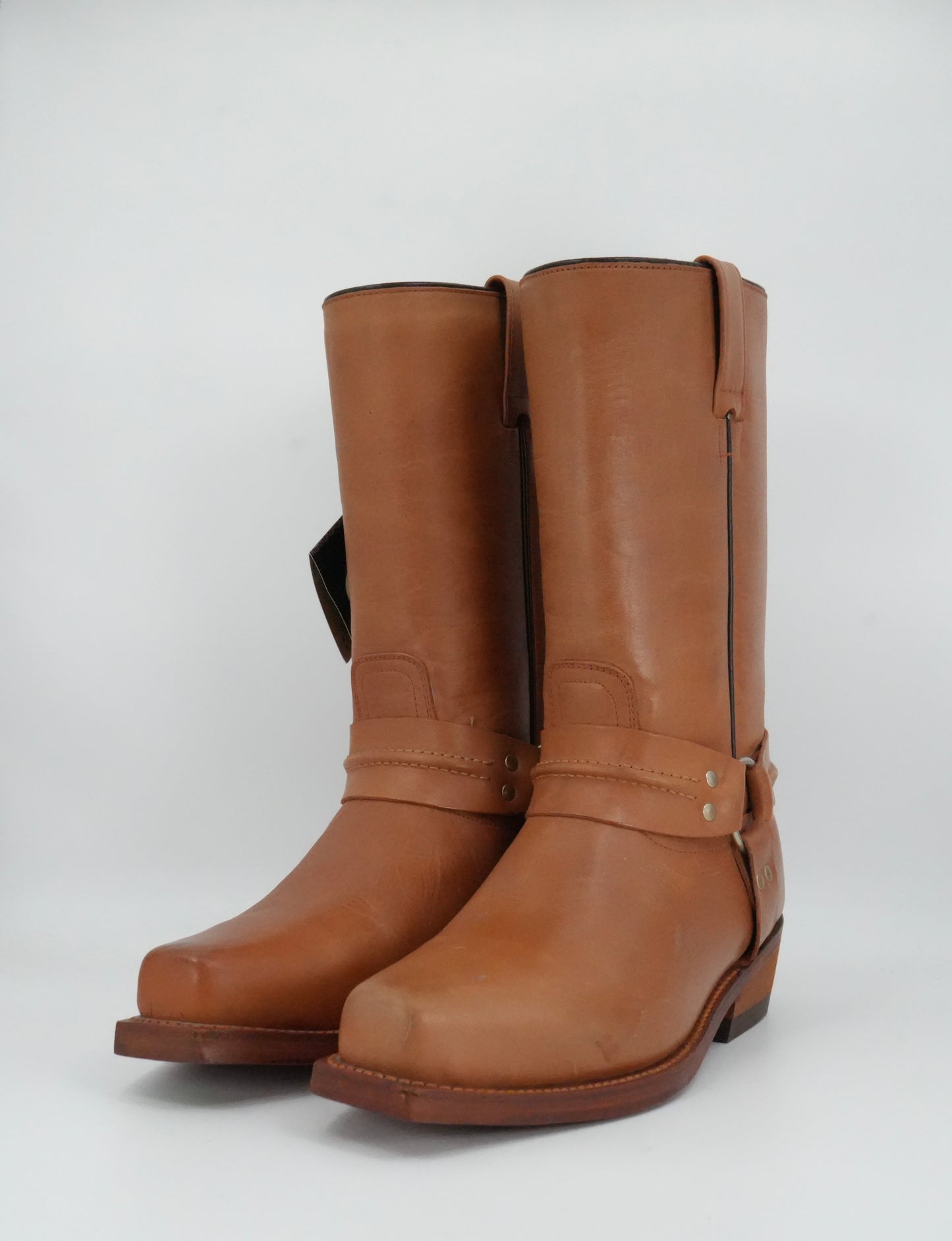 Besserro Men's Honey Trompa De Puerco Semi Square Toe Boot