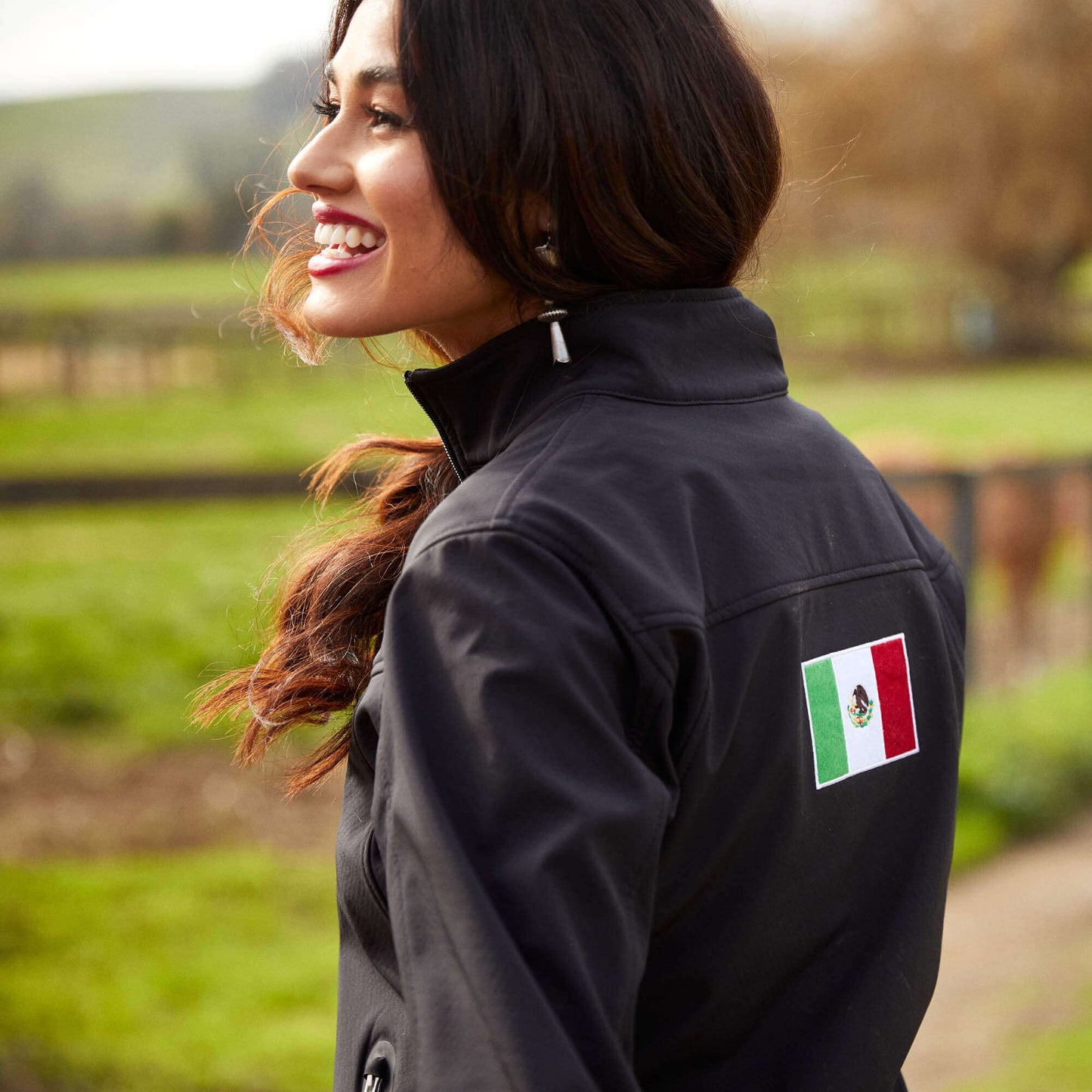 Ariat Women's Mexico Flag Team Softshell Jacket Black
