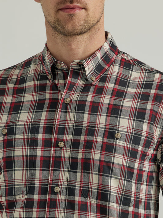 Wrangler Rugged Wear Plaid Long Sleeve Button Down Shirt
