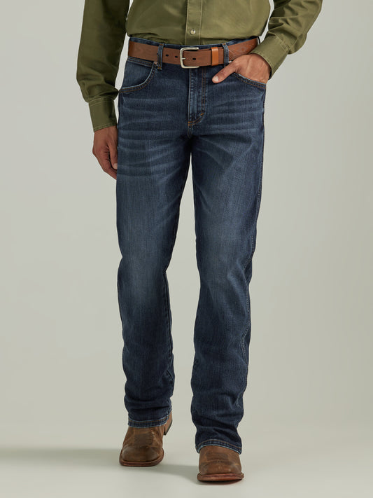 Wrangler Retro Slim Fit Elwick Bootcut Jean