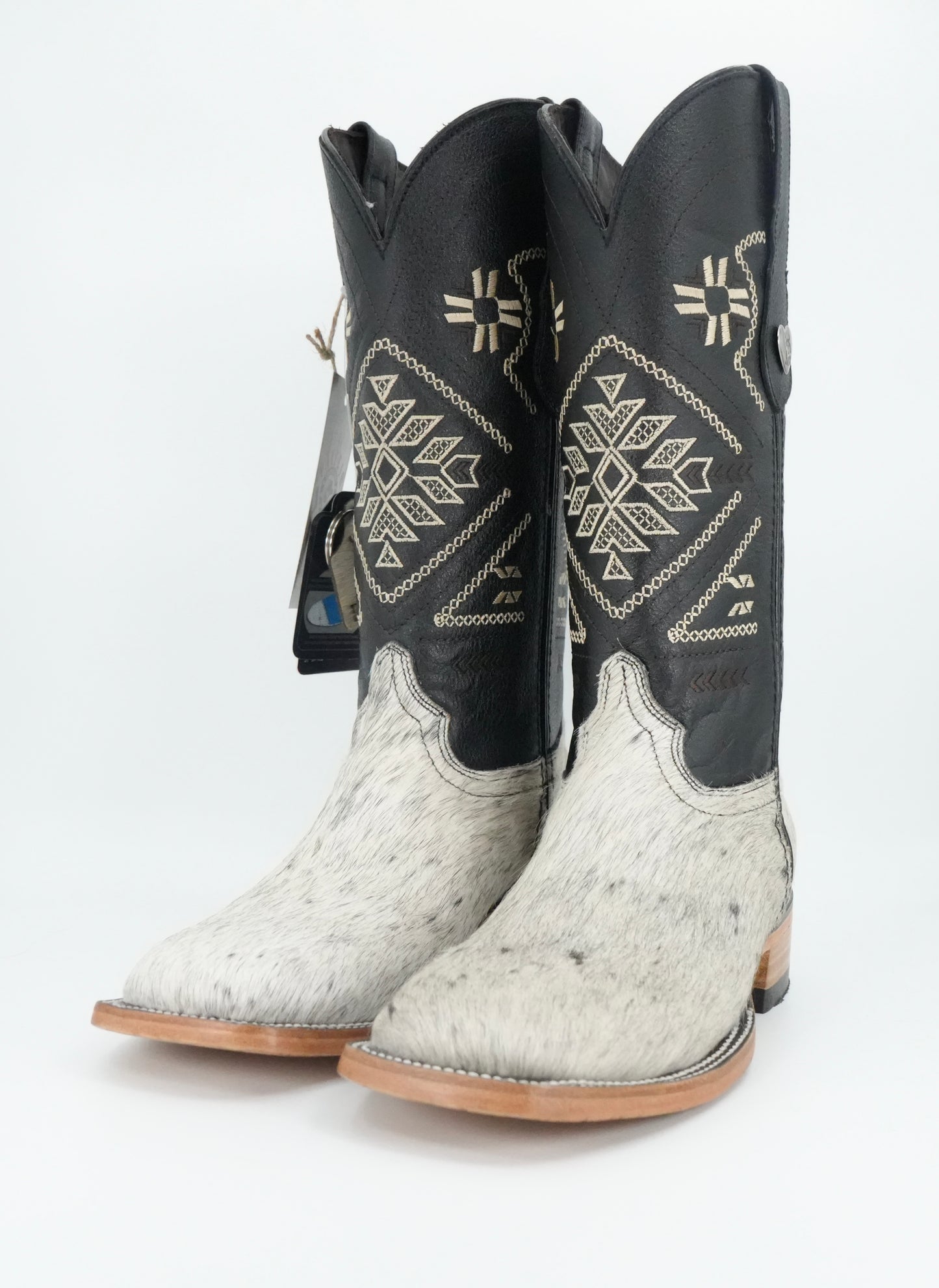 Rock'em Women's Aztec Cow Hair Boots Size: 7.5 *AS SEEN ON IMAGE*