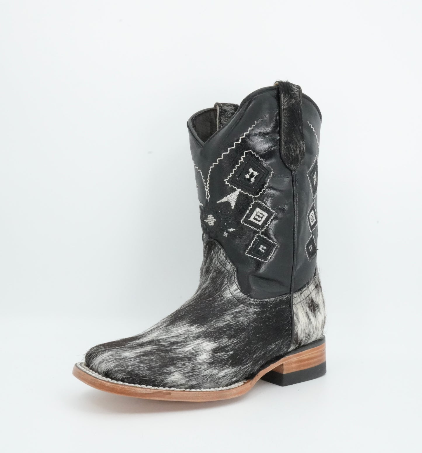 Rock'em Kid's Cow Hair White/Black Boots Size: 13 US / 20 MEX *AS SEEN ON IMAGE*