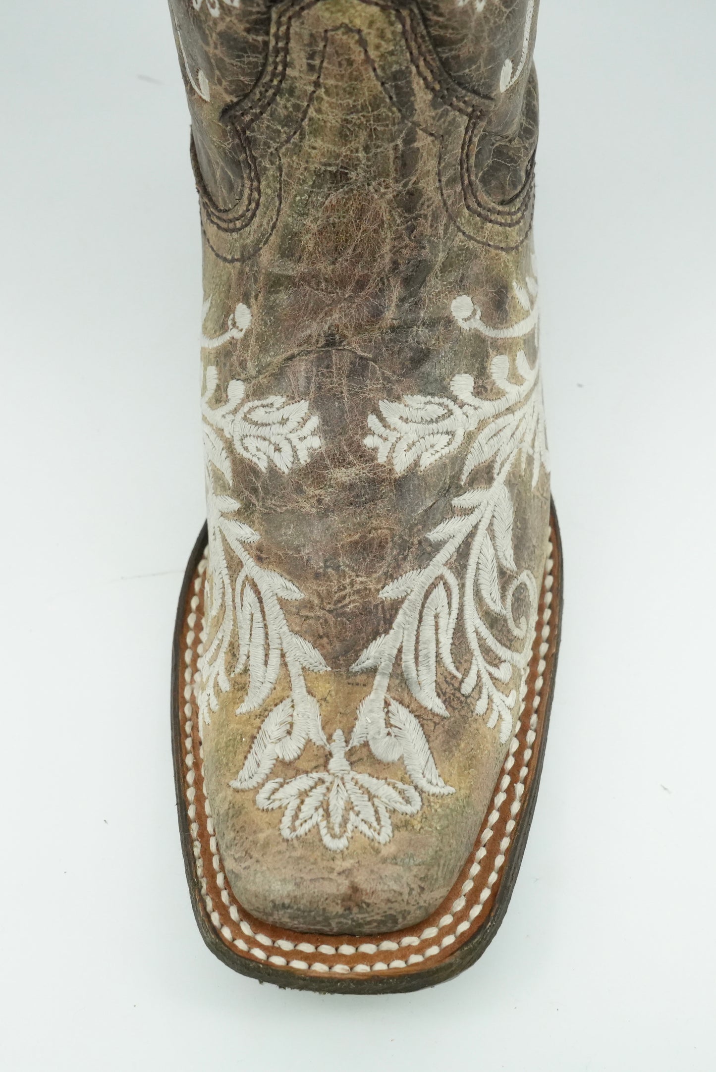 Corral Women’s Brown/White Embroidery Glow in the Dark Narrow Square Toe Boot