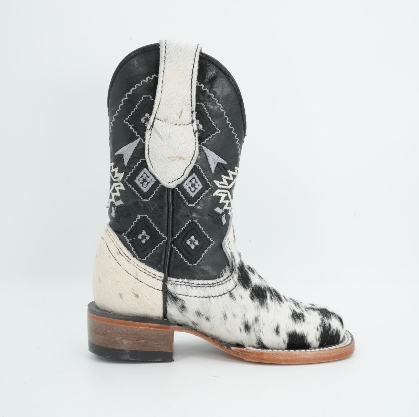 Rock'em Kid's Cow Hair White/Black Boots Size: 7 US / 14 MEX *AS SEEN ON IMAGE*
