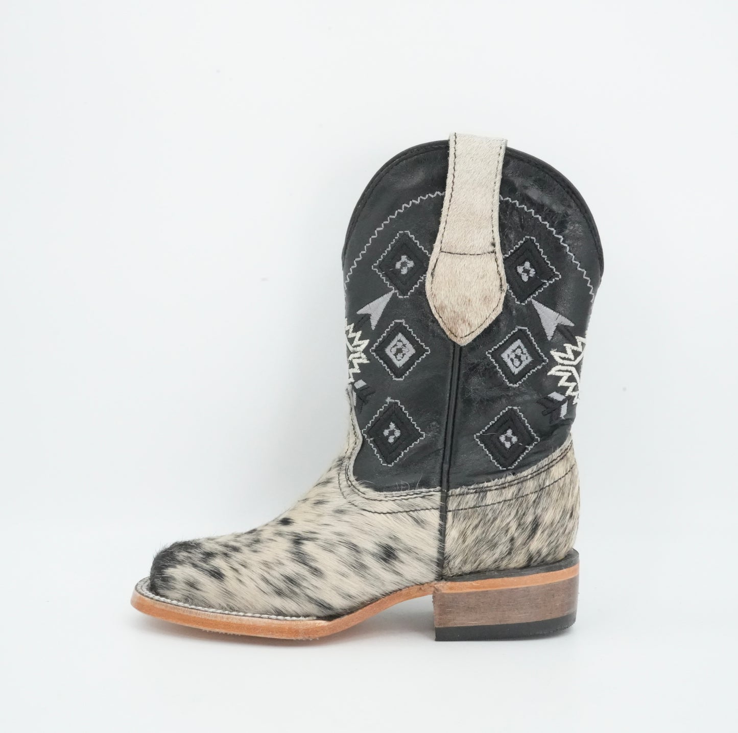 Rock'em Kid's Cow Hair White/Black Boots Size: 10 US / 17 MEX  *AS SEEN ON IMAGE*
