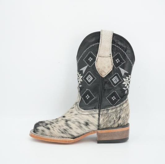 Rock'em Kid's Cow Hair White/Black Boots Size: 10 US / 17 MEX  *AS SEEN ON IMAGE*