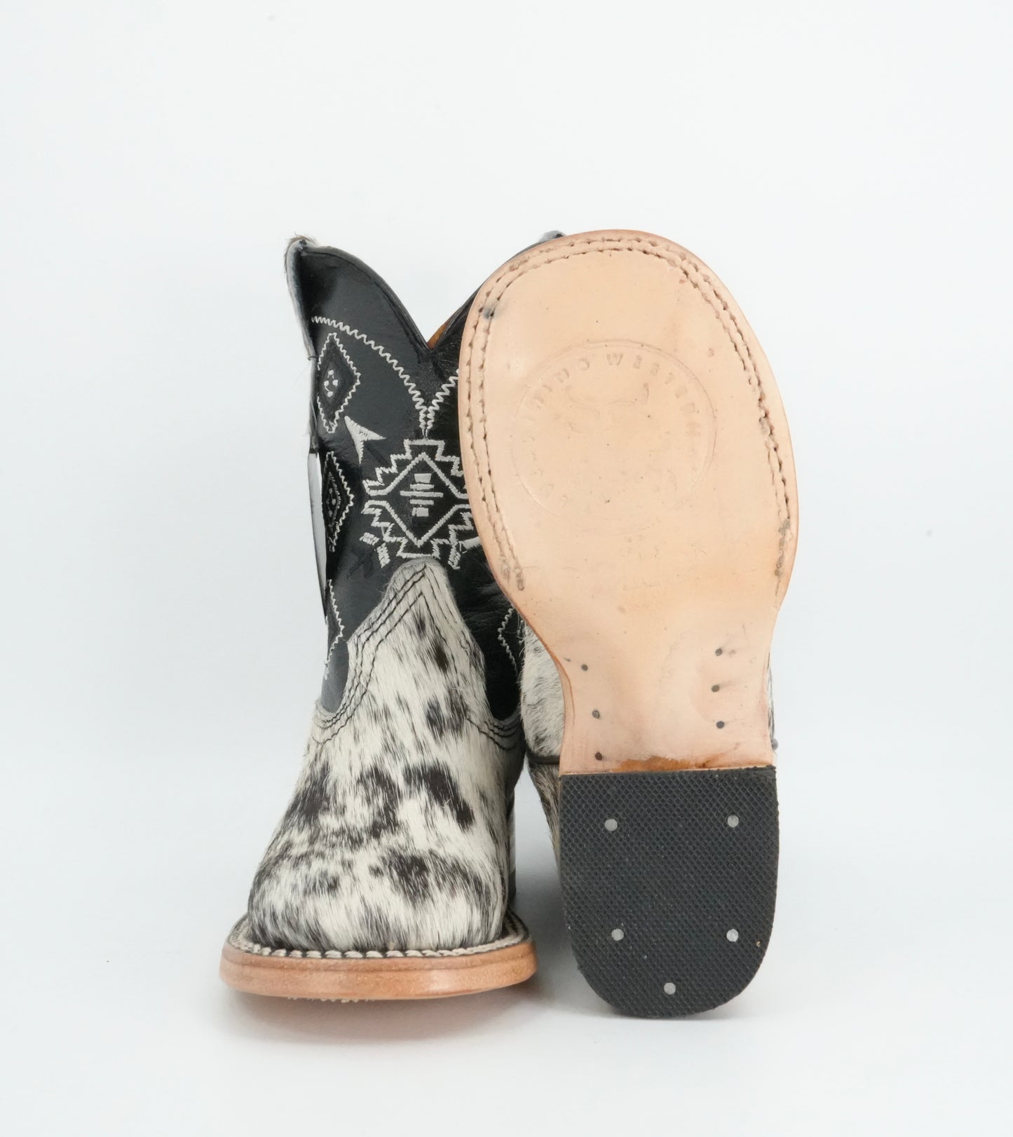 Rock'em Kid's Cow Hair White/Black Boots Size: 10 US / 17 MEX *AS SEEN ON IMAGE*