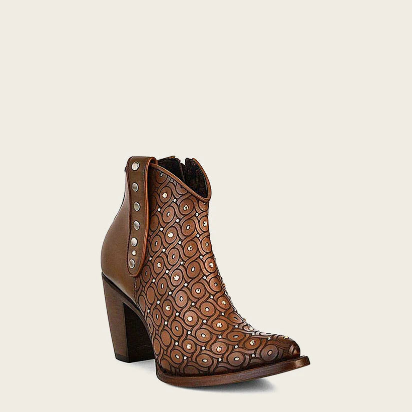 Cuadra Women's Handwoven Brown Leather Bootie