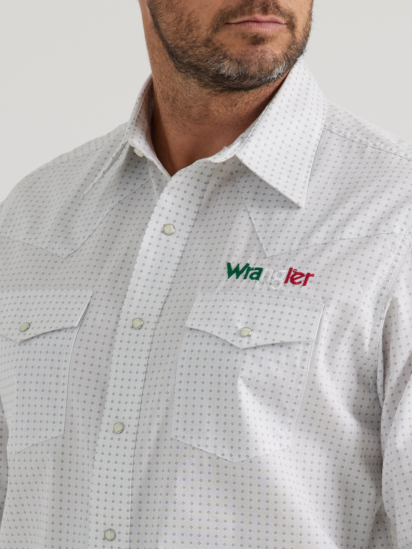 Wrangler Men's Logo Mexico Long Sleeve Western Snap Shirt White