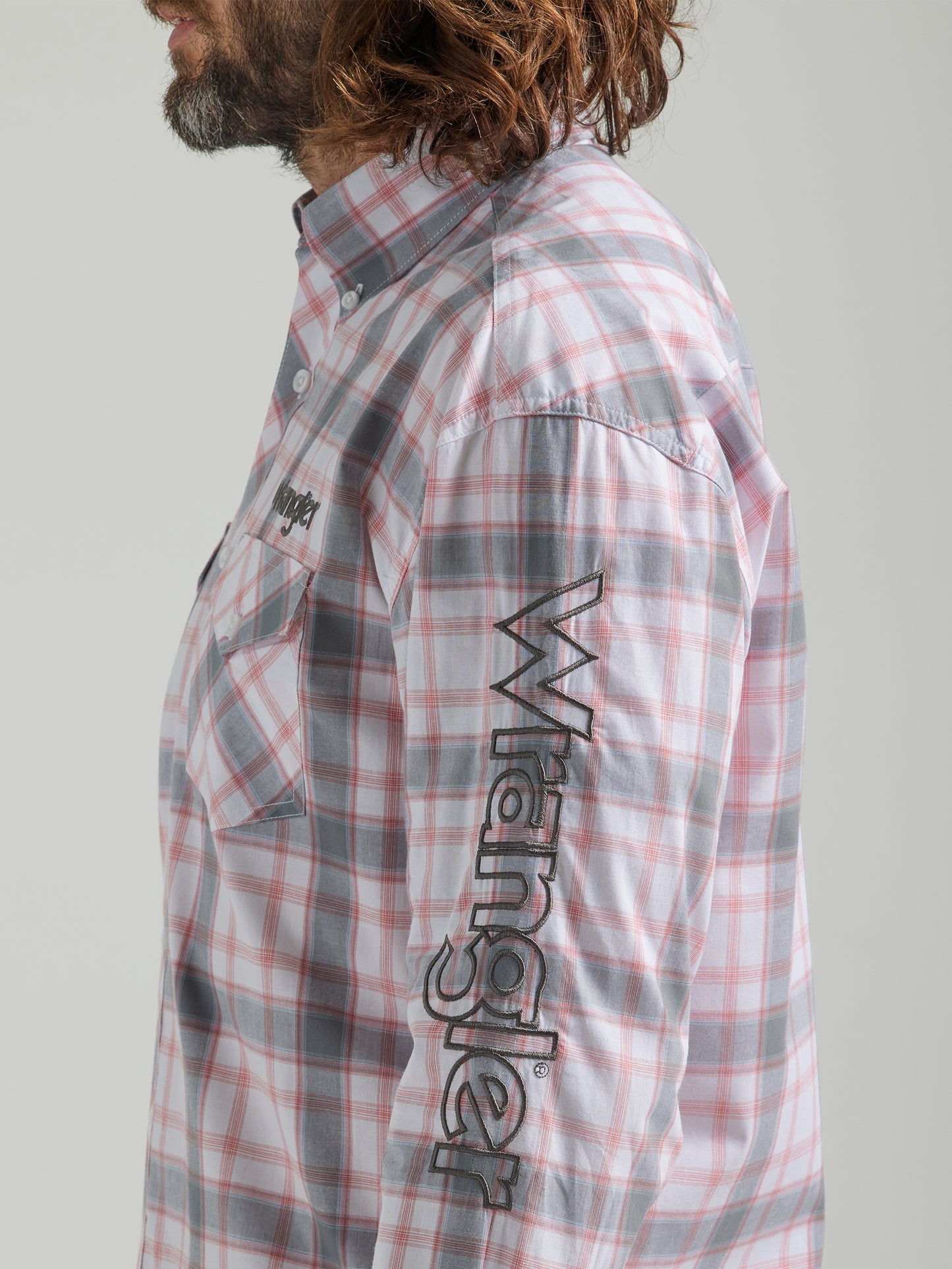 Wrangler Men's Logo Long Sleeve Button-Down Light Pink/Gray