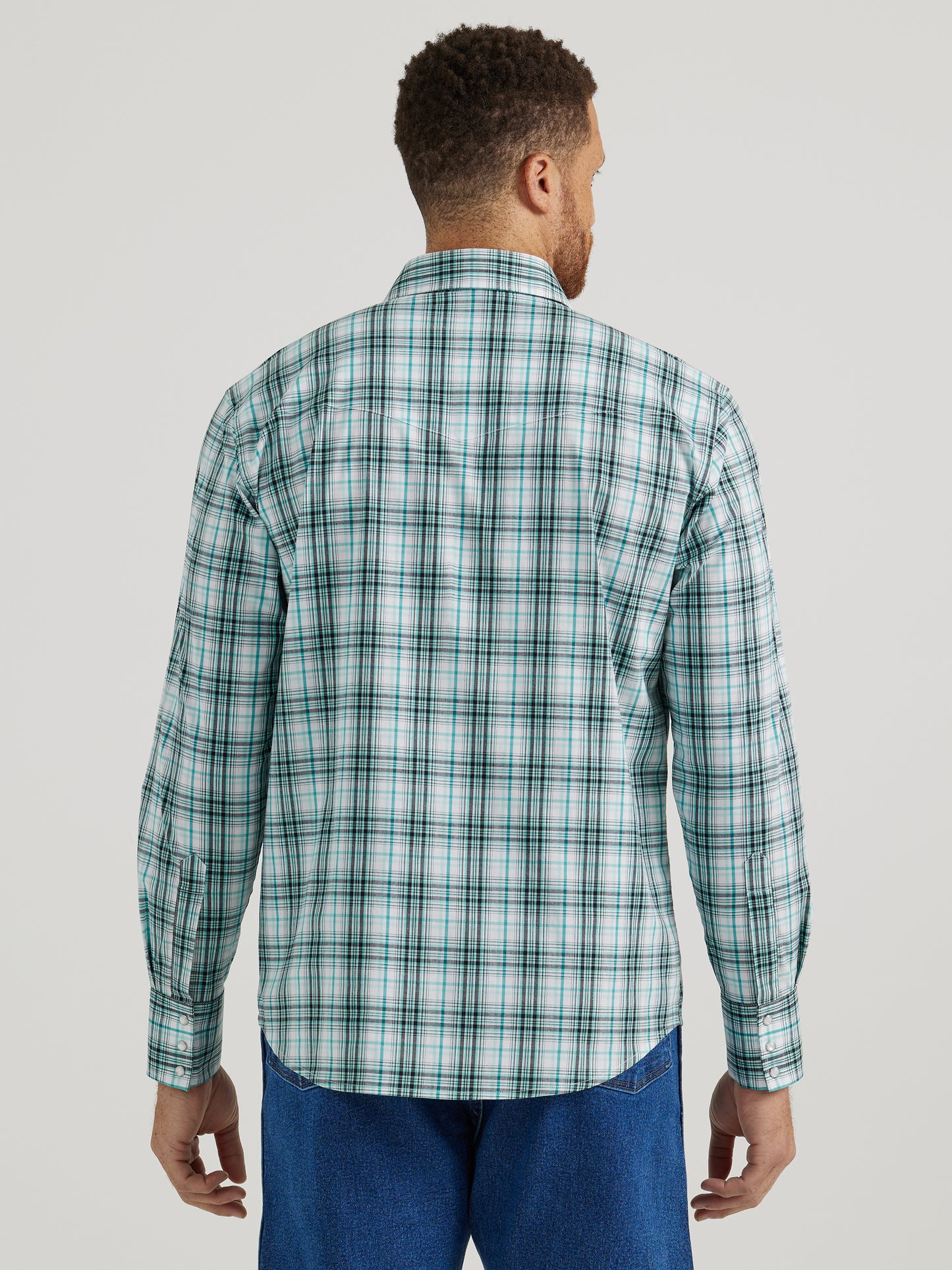 Wrangler Men's Turquoise Plaid Long Sleeve Western Snap Shirt