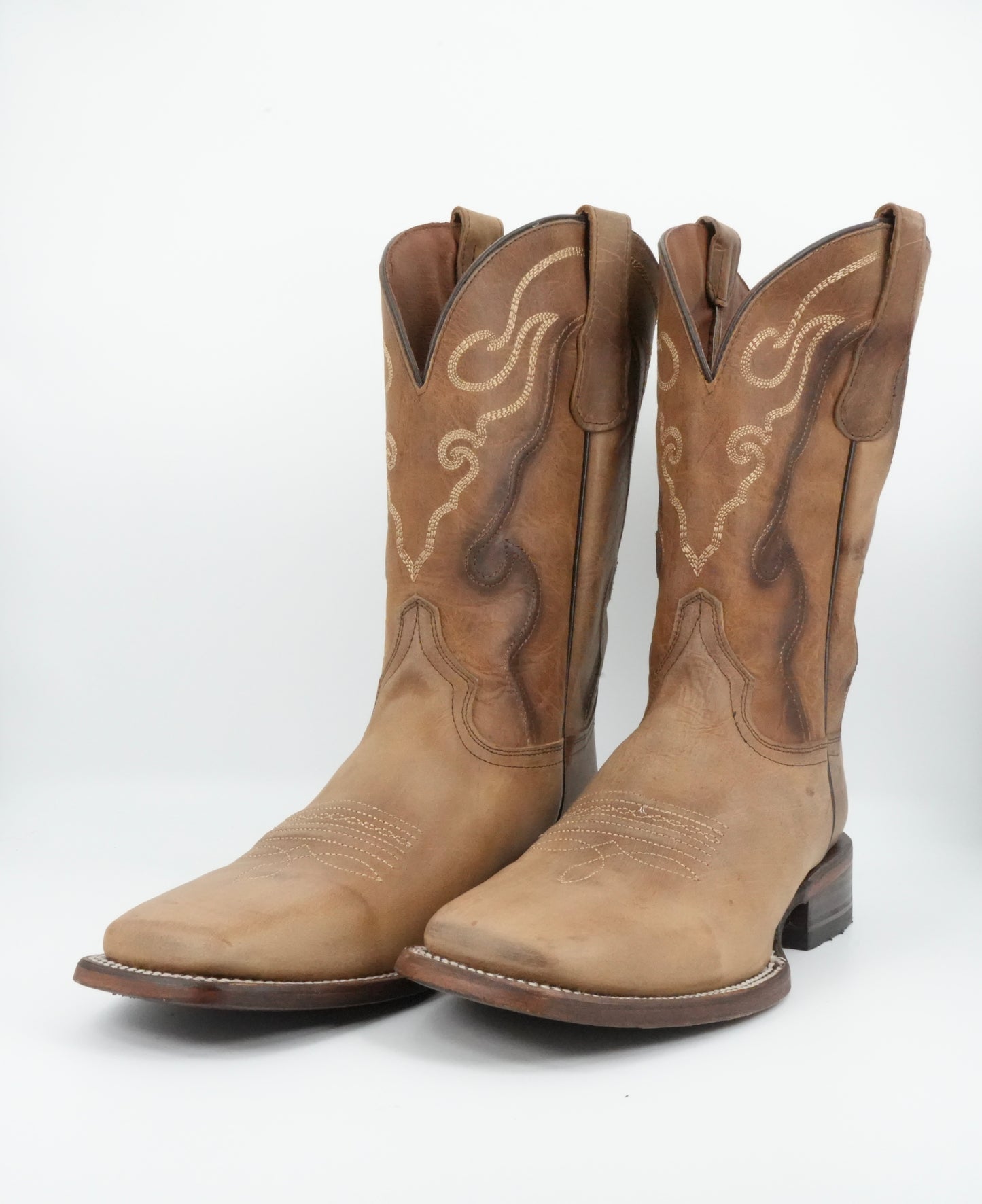 Circle G Men’s Sanded Leather Tan Embroidery Wide Square Toe Boot