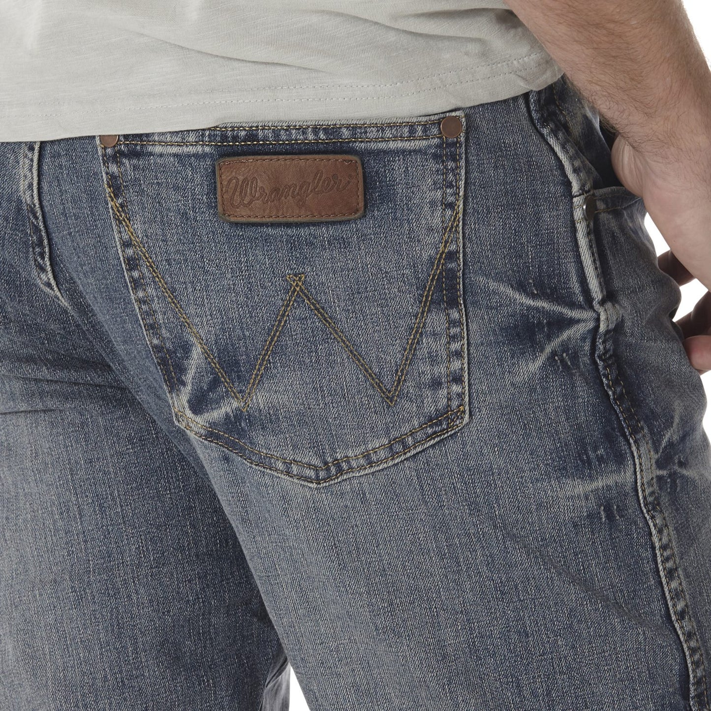 Wrangler Retro Slim Fit Greeley Bootcut Jean