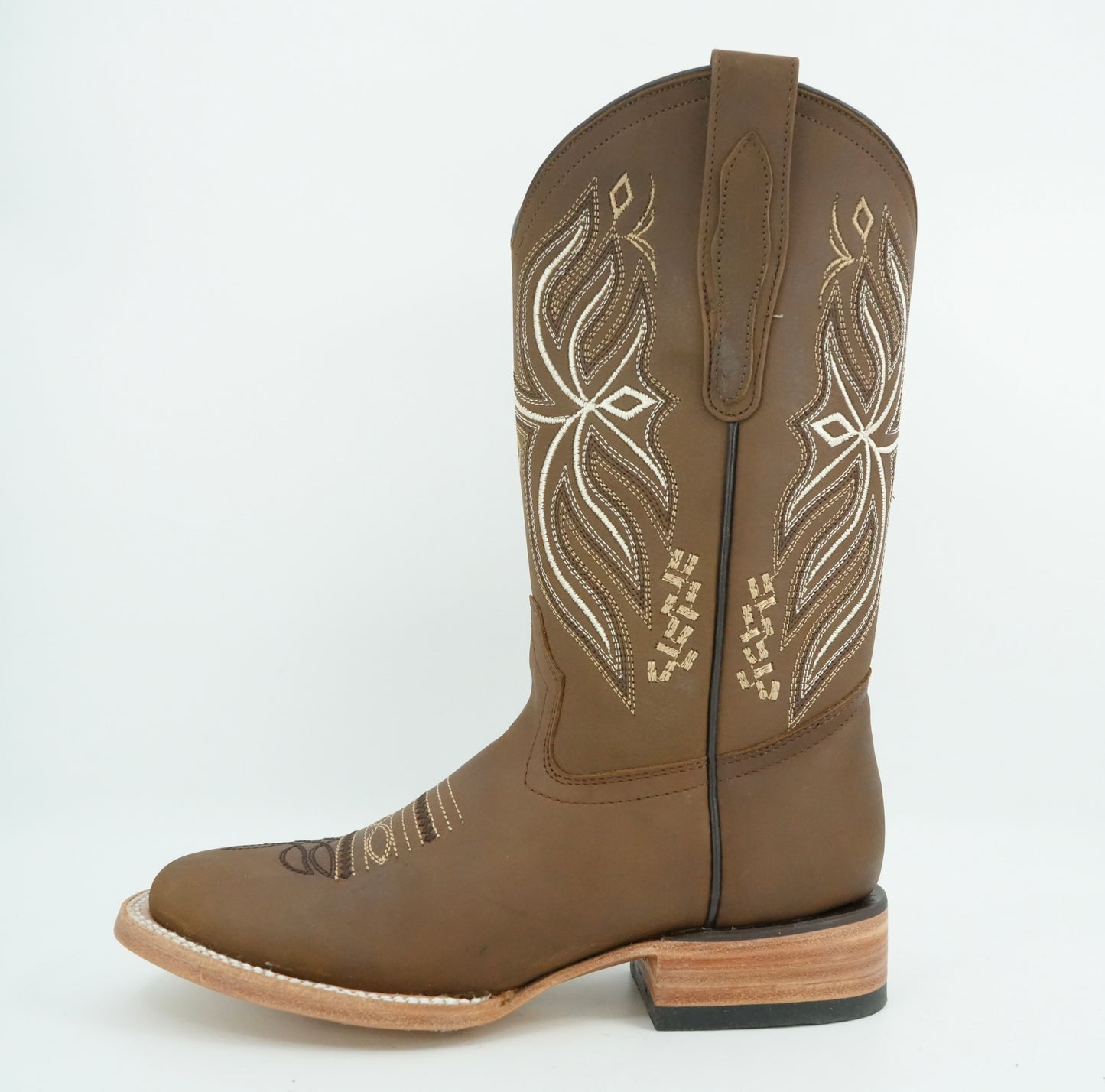 Centenario Women's Papaya Embroidered Wide Square Toe Boot