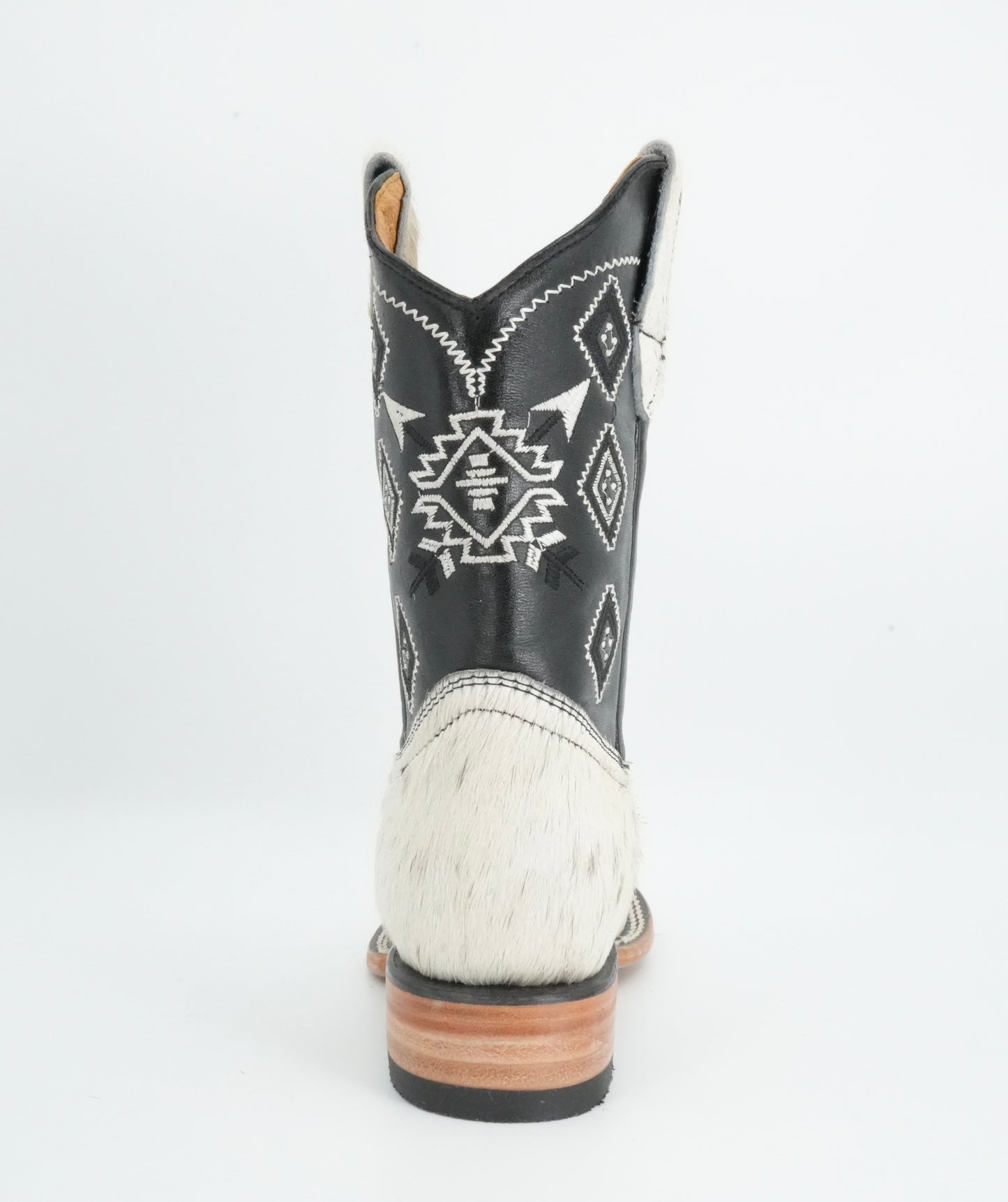 Rock'em Kid's Cow Hair White/Black Boots Size: 1 US / 21 MEX *AS SEEN ON IMAGE*