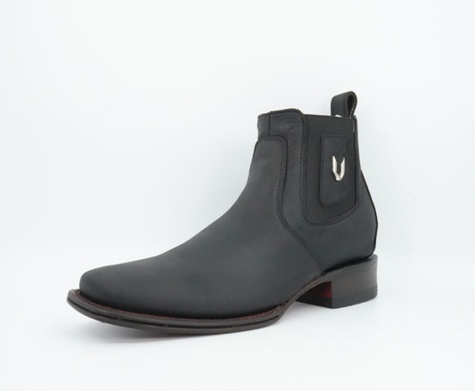 Vestigium Jr’s Grasso Black Square Toe Short Boot
