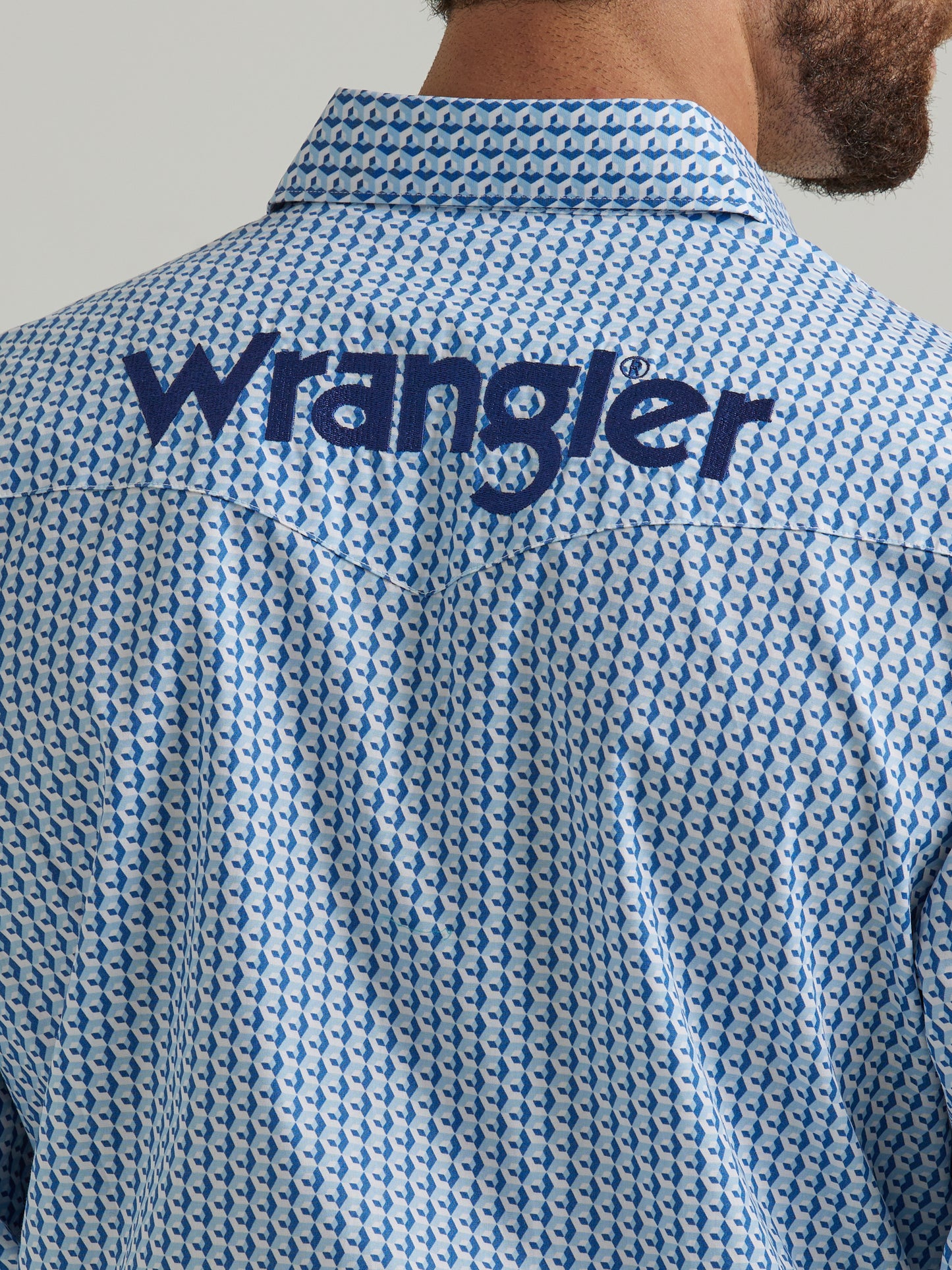 Wrangler Men's Logo Long Sleeve Western Button Down Shirt Light Blue Print