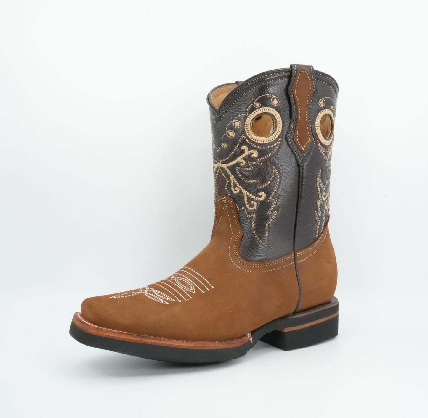 La Sierra Jr’s Nobuck Hazelnut Square Toe Boot