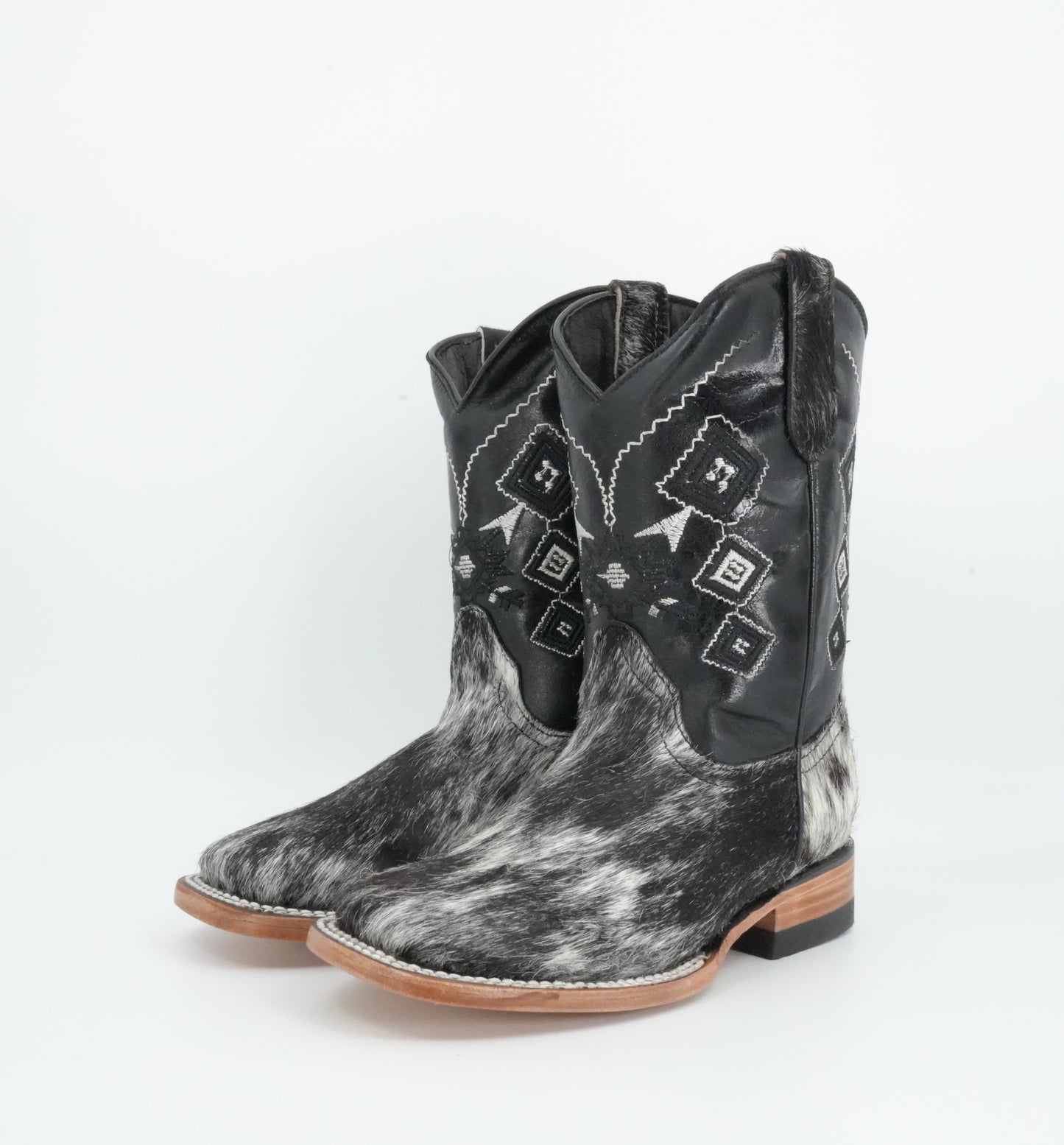 Rock'em Kid's Cow Hair White/Black Boots Size: 13 US / 20 MEX *AS SEEN ON IMAGE*