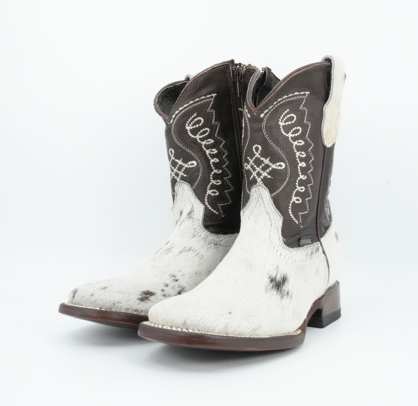 Chaparral Kid’s Cow Hair Size: 2 *AS SEEN IN PICTURE*