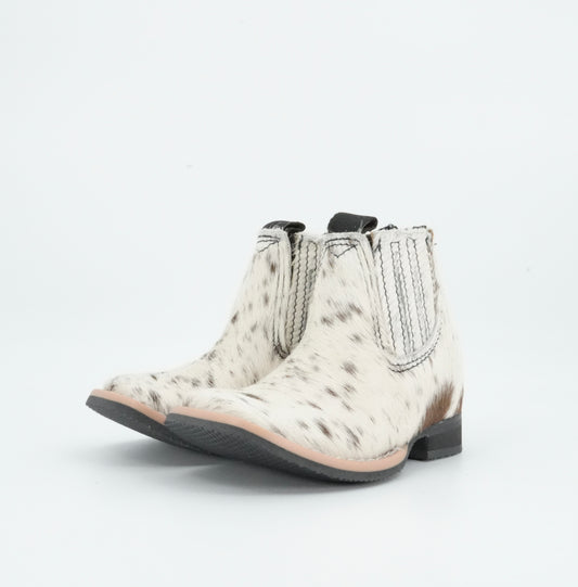 Padua Toddler Cow Hair White/Black Short Boot Size: 6C *AS SEEN ON IMAGE*