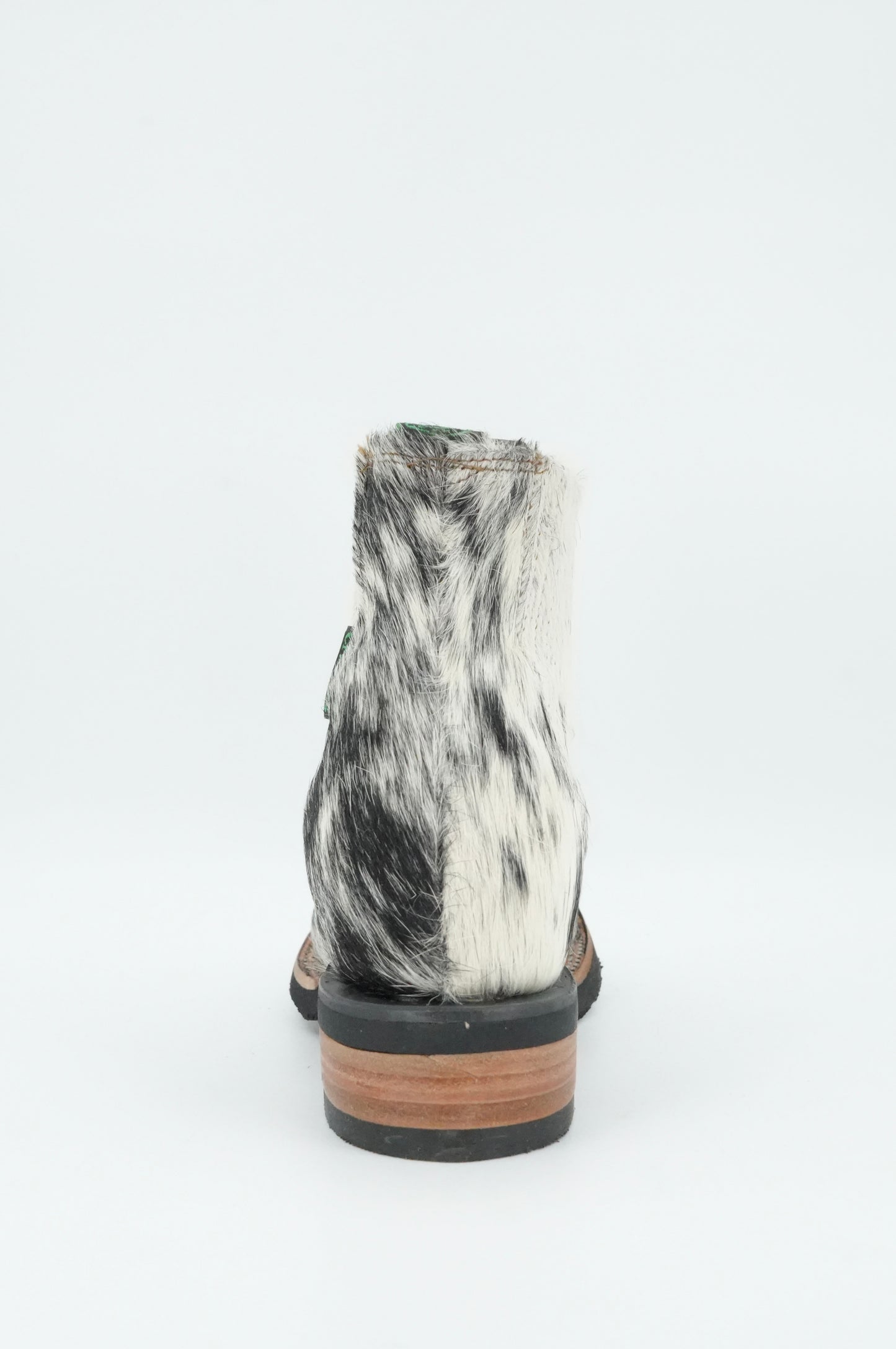 Cristeros Jr's Cow Hair White/Black Boots Size: 3.5 US / 22.5 MEX *AS SEEN ON IMAGE*