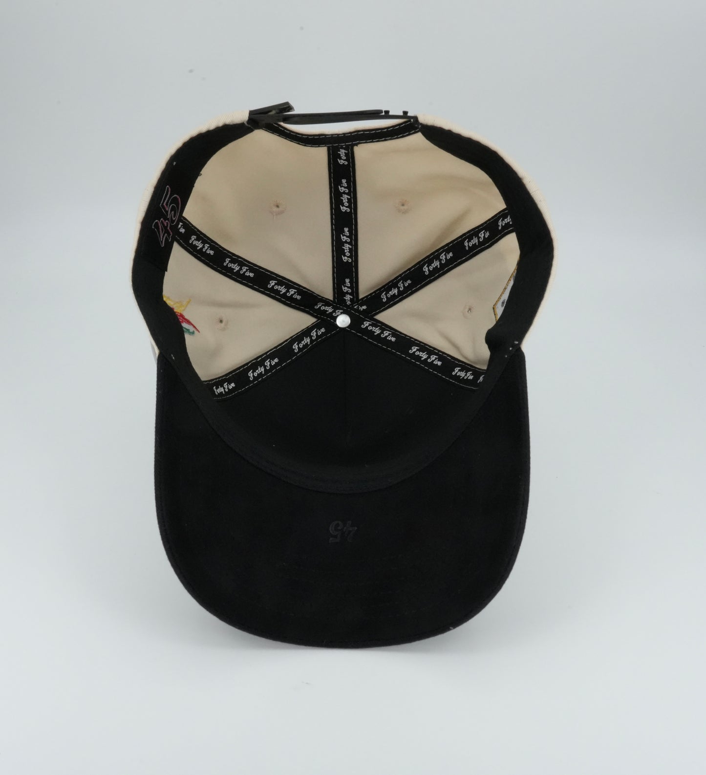 45 Cursive Trucker Cap Beige-Black