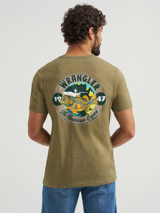 Wrangler Men's Short Sleeve Fish Back Graphic T-Shirt Olive