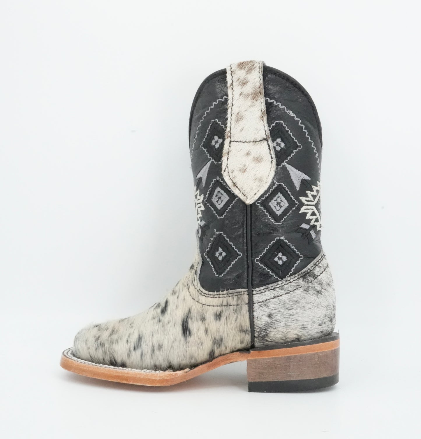 Rock'em Kid's Cow Hair White/Black Boots Size: 8 US / 15 MEX  *AS SEEN ON IMAGE*