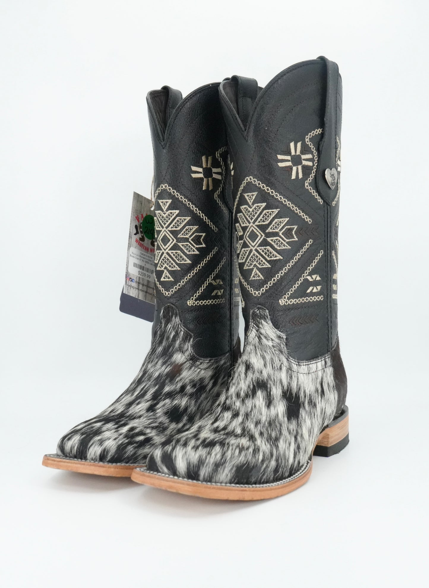 Rock'em Women's Aztec Cow Hair Boots Size: 6 *AS SEEN ON IMAGE*