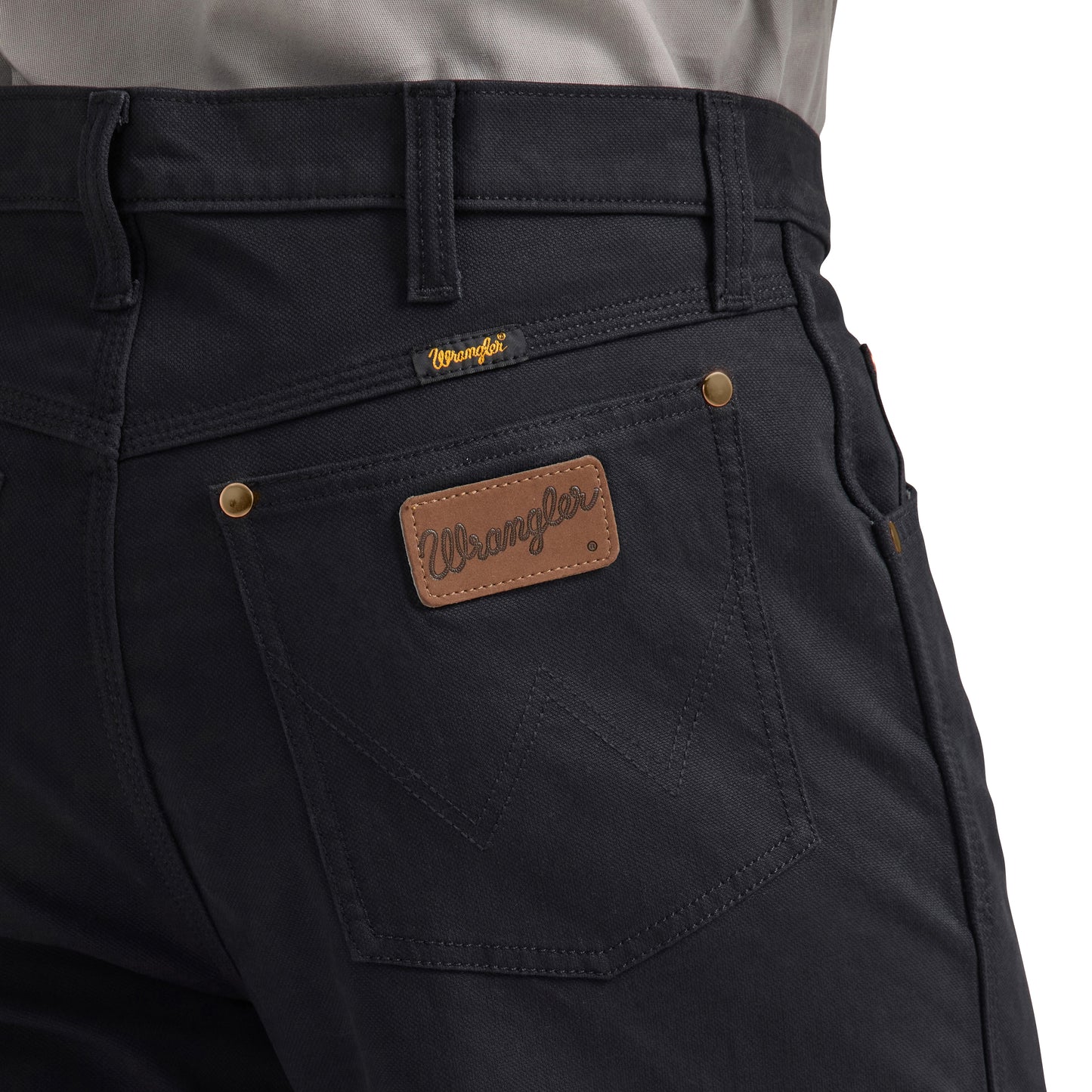 Vaqueros de corte slim con corte estilo vaquero y piedra áspera de Wrangler