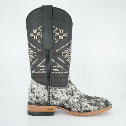 Rock'em Women's Cow Hair Boots Size: 5.5 *AS SEEN ON IMAGE*