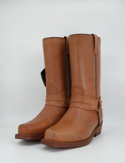 Besserro Men's Honey Trompa De Puerco Semi Square Toe Boot
