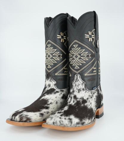 Rock'em Women's Cow Hair Boots Size: 5 *AS SEEN ON IMAGE*