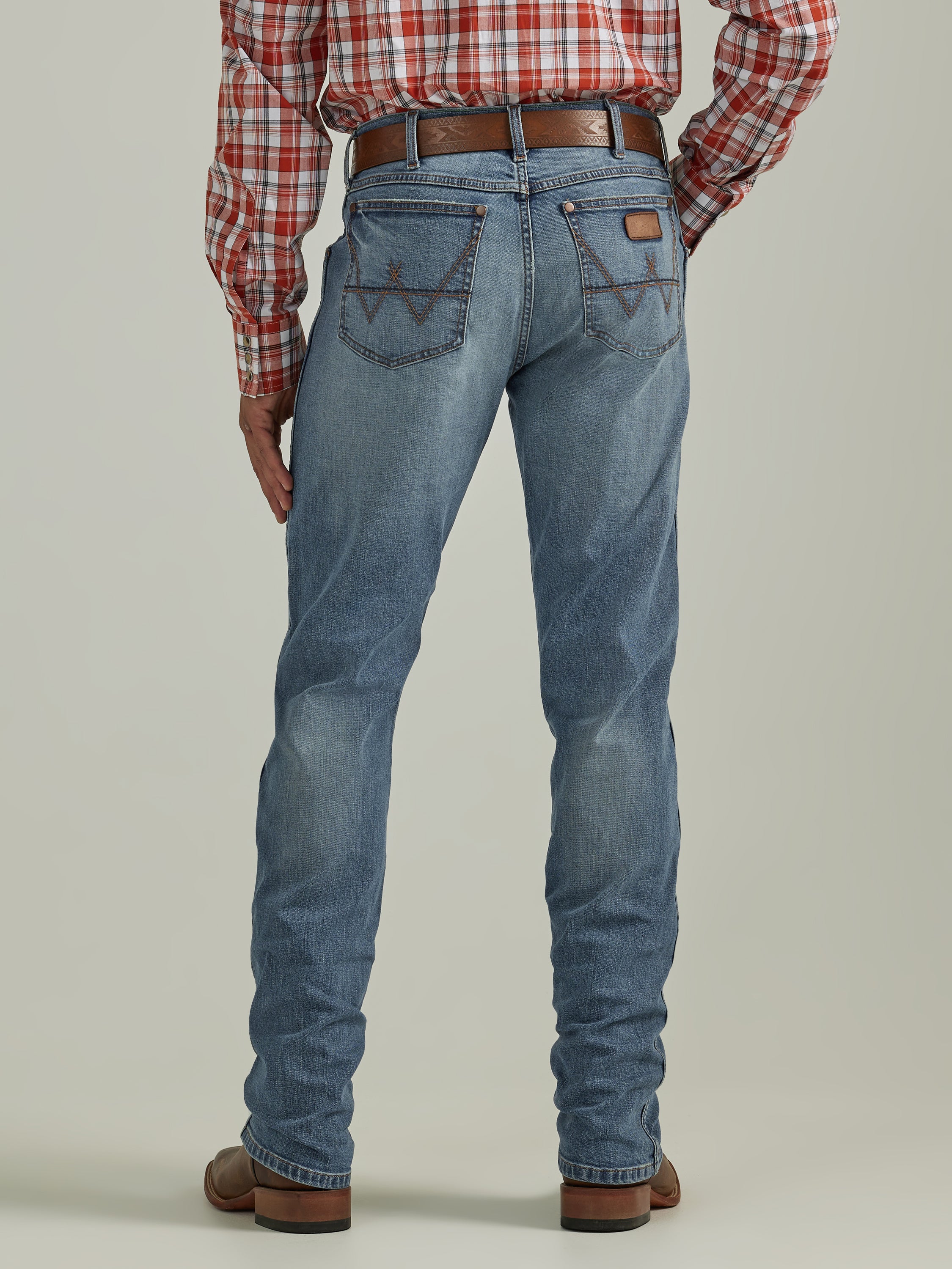 Wrangler Retro Slim Fit Fergus Straight Leg Jean – Vallejo Western Wear