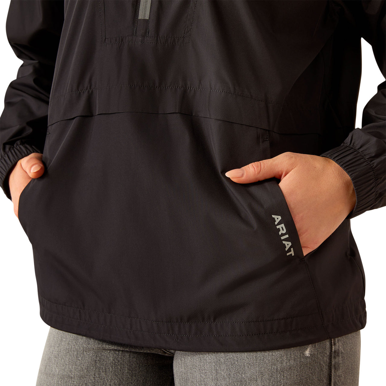 Ariat Women's Whisper Pullover Jacket Black