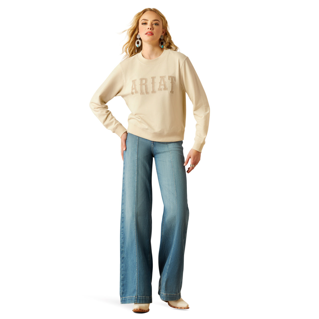 Ariat Women’s Essential Crew Sweatshirt Summer Sand