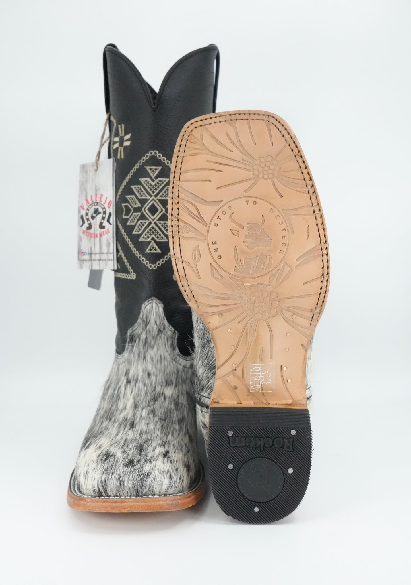 Rock'em Women's Aztec Cow Hair Boots Size: 9.0 *AS SEEN ON IMAGE*