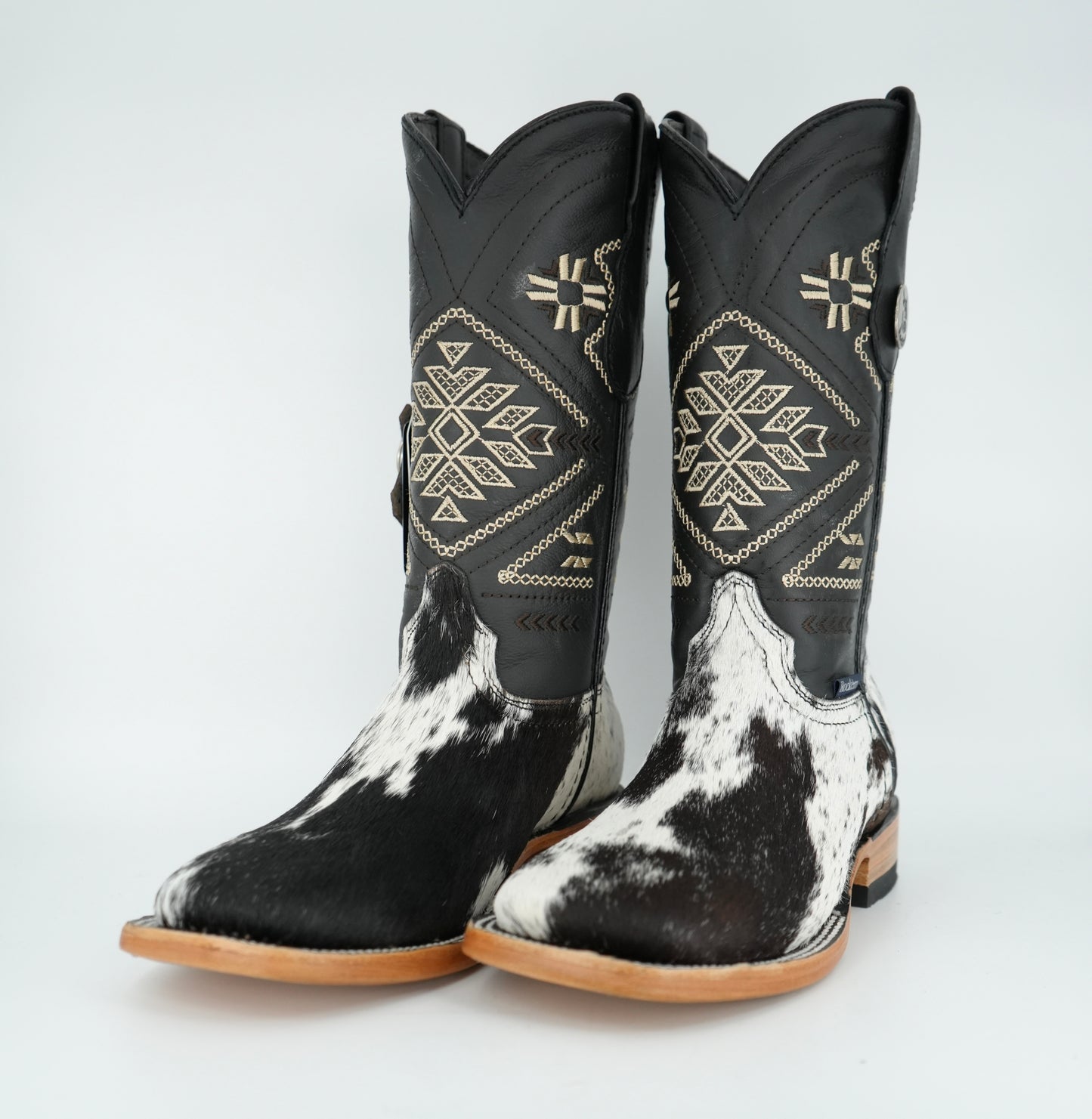 Rock'em Women's Cow Hair Boots Size: 5.0 *AS SEEN ON IMAGE*