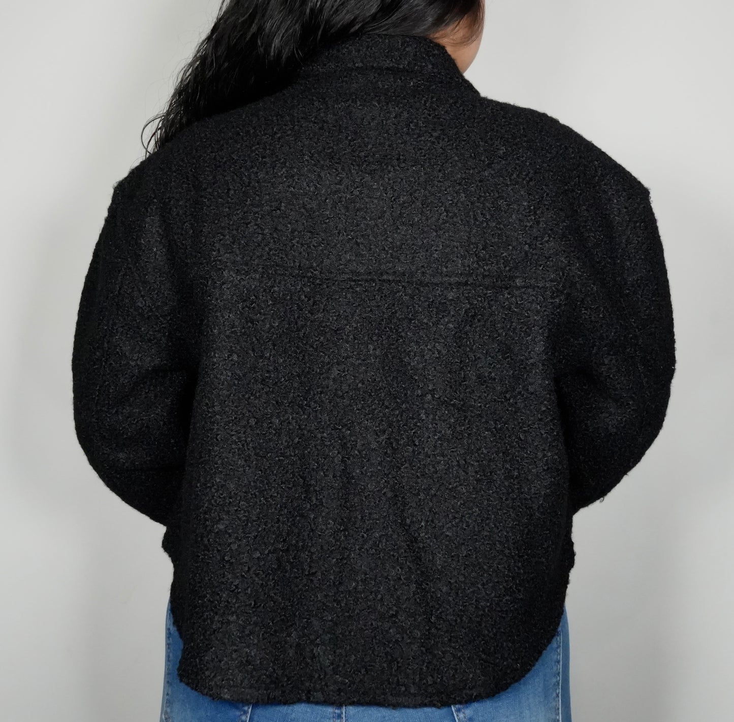 Women’s Fray Faux Sherpa Cropped Shaket - Black