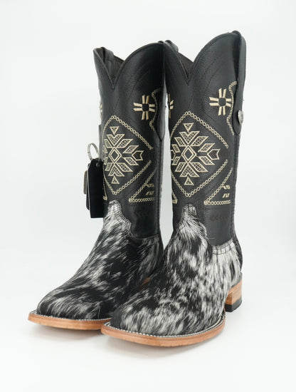 Rock'em Women's Aztec Cow Hair Boots Size: 6.5 *AS SEEN ON IMAGE*