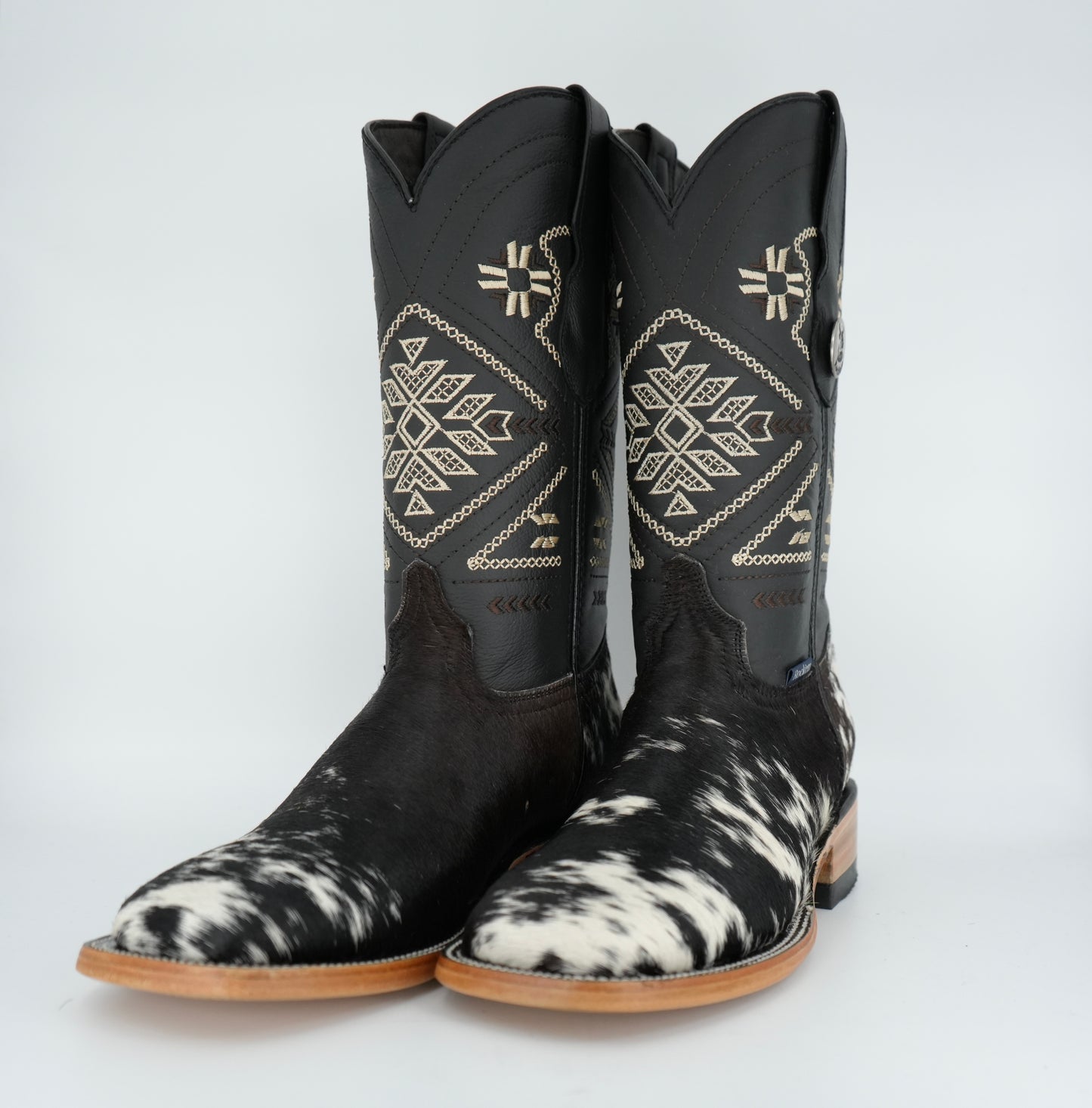 Rock'em Women's Cow Hair Boots Size: 6 *AS SEEN ON IMAGE*