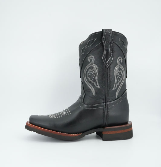 La Sierra Jr’s White Stitched Square Toe Boot - Black