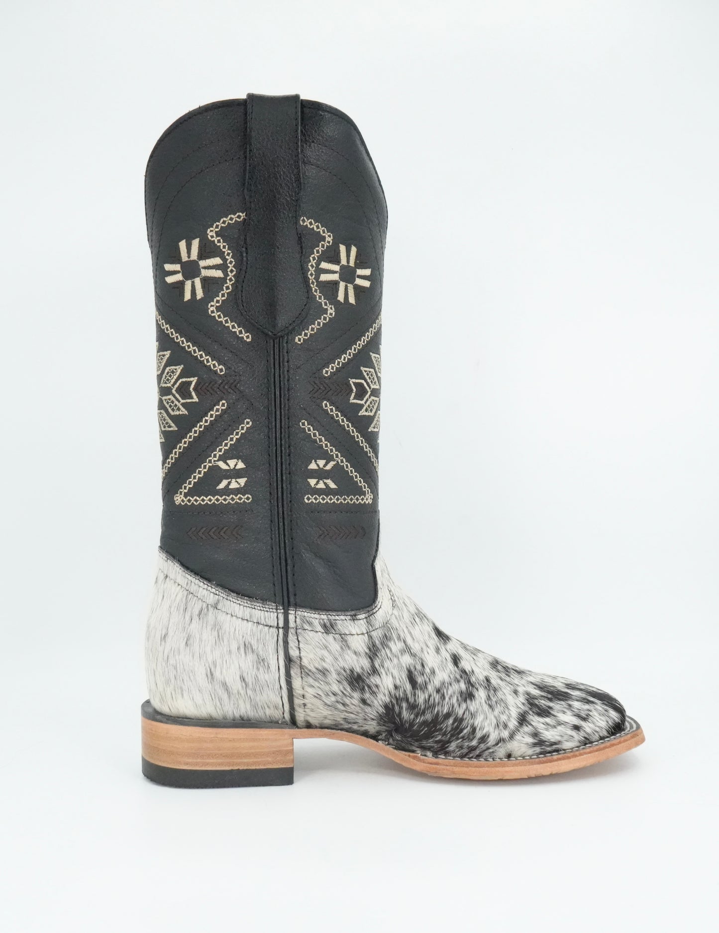 Rock'em Women's Aztec Cow Hair Boots Size: 7 *AS SEEN ON IMAGE*