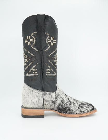 Rock'em Women's Aztec Cow Hair Boots Size: 7 *AS SEEN ON IMAGE*