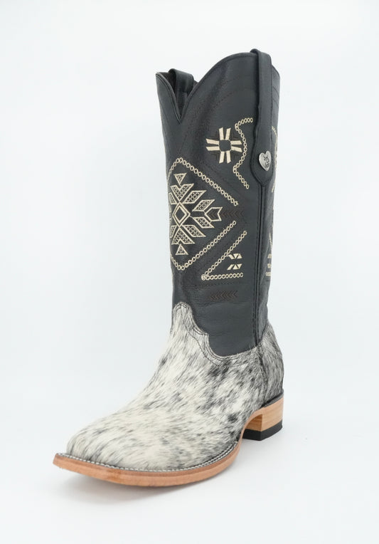 Rock'em Women's Aztec Cow Hair Boots Size: 9.0 *AS SEEN ON IMAGE*