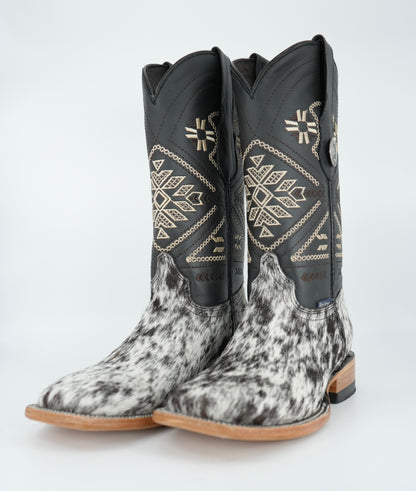 Rock'em Women's Cow Hair Boots Size: 5.5 *AS SEEN ON IMAGE*