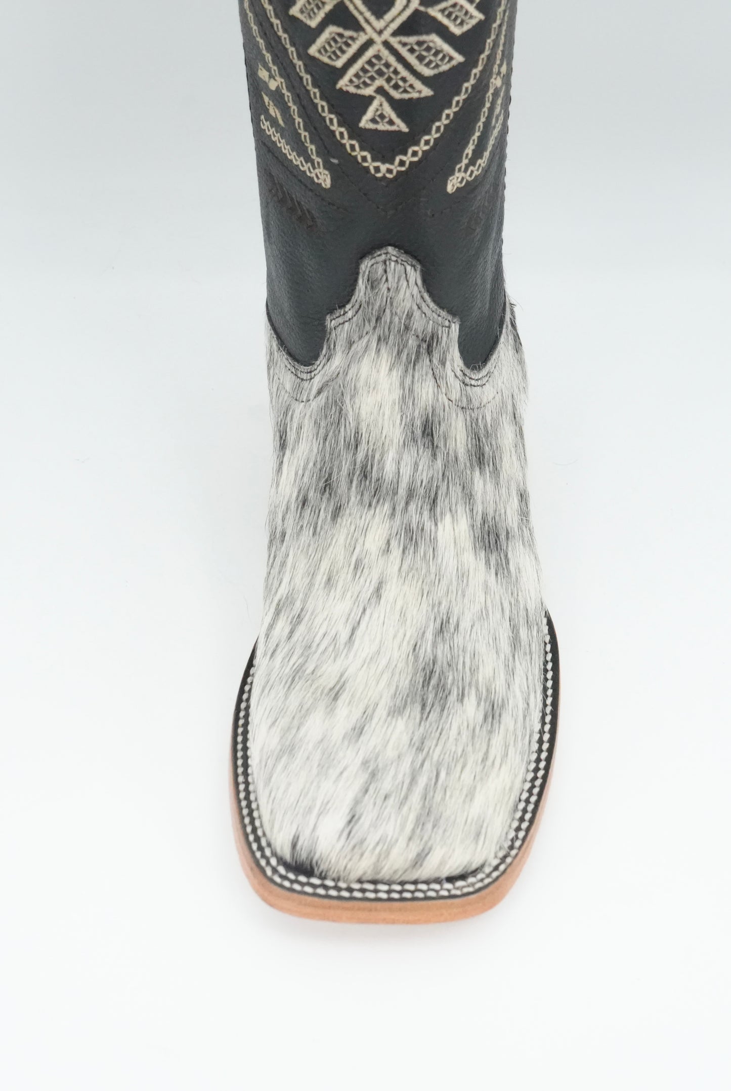 Rock'em Women's Aztec Cow Hair Boots Size: 8 *AS SEEN ON IMAGE*