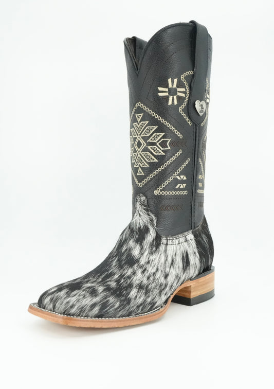 Rock'em Women's Aztec Cow Hair Boots Size: 6.5 *AS SEEN ON IMAGE*
